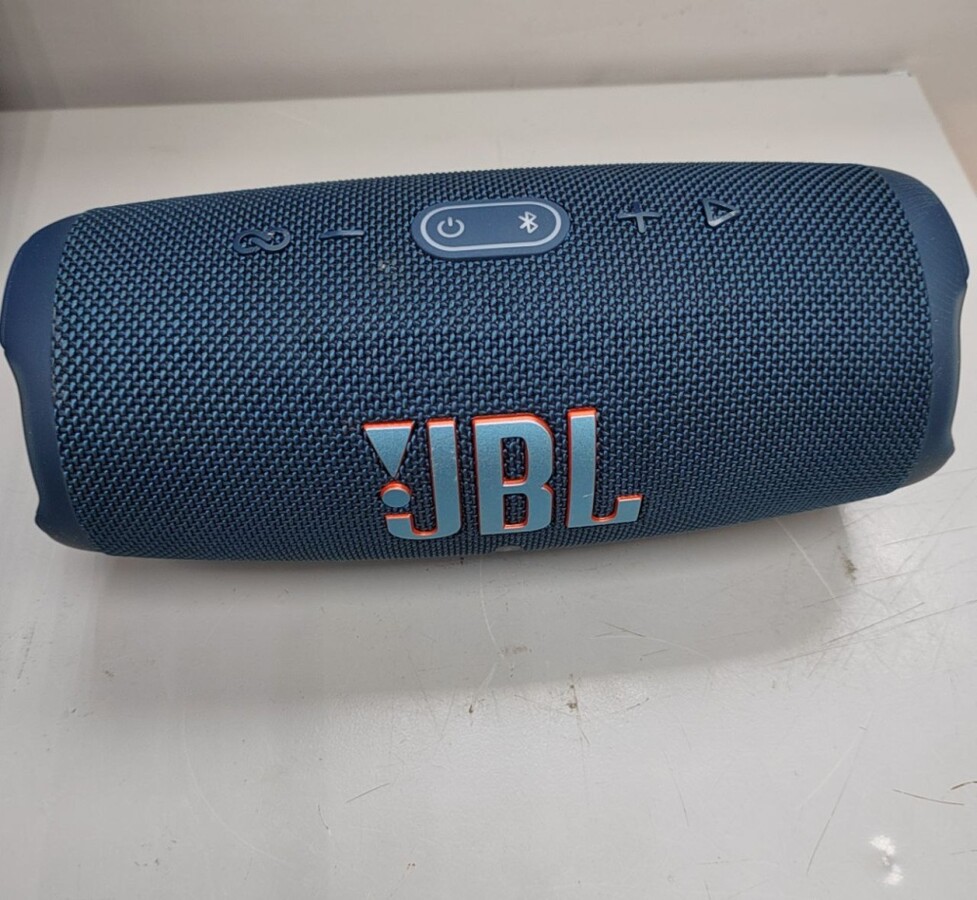 Акустика JBL Charge 5