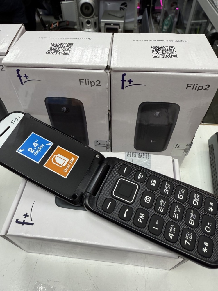 Мобильный телефон Fly Flip2
