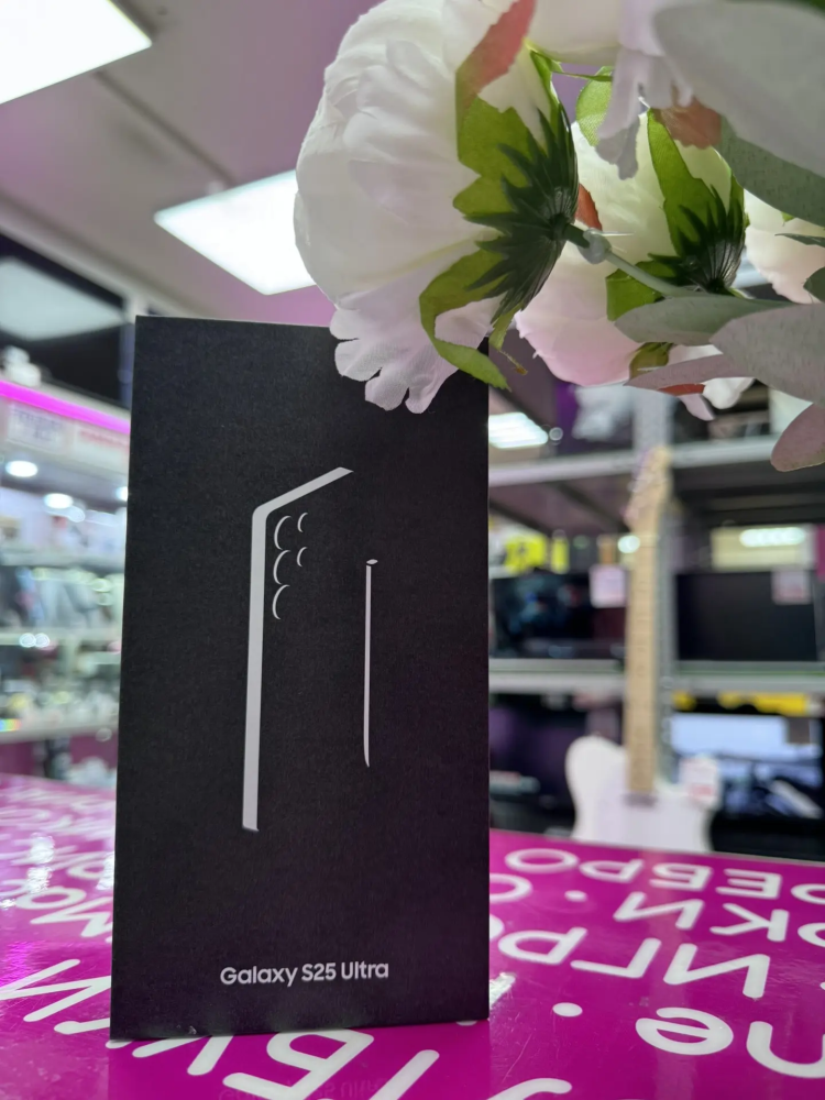 Смартфон Samsung S25 ultra 12/256