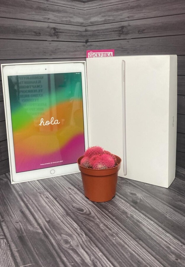 Планшет Apple iPad 8 32 gb