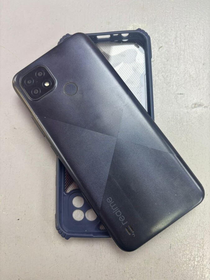 Смартфон Realme C21 4/64