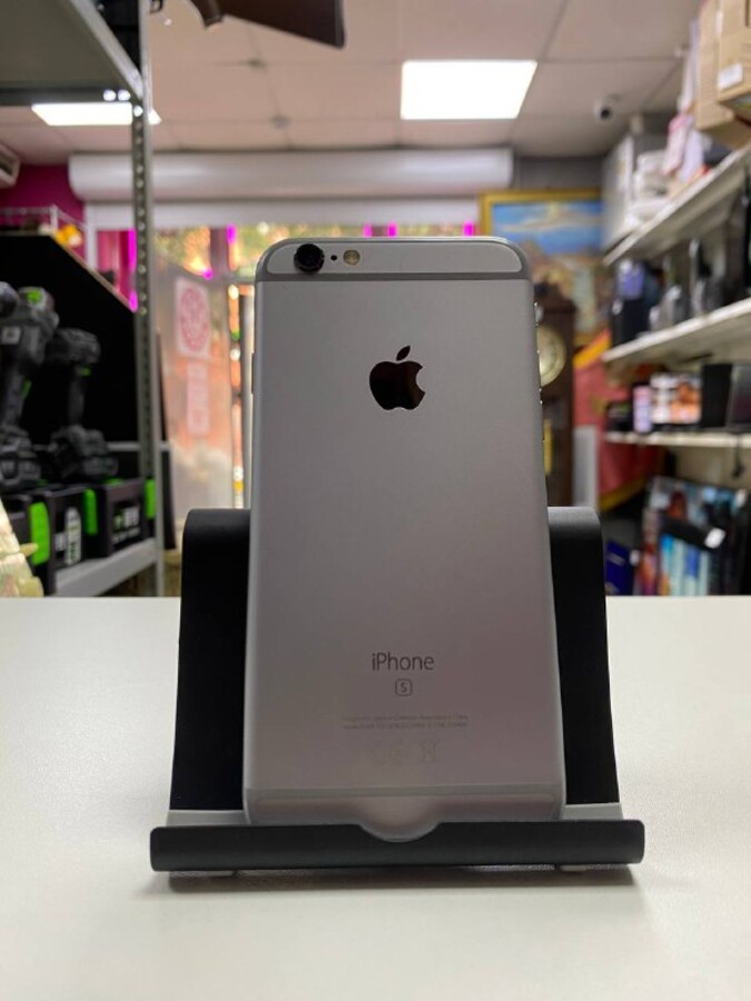 Смартфон iPhone 6S 32
