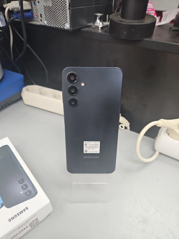 Смартфон Samsung A16