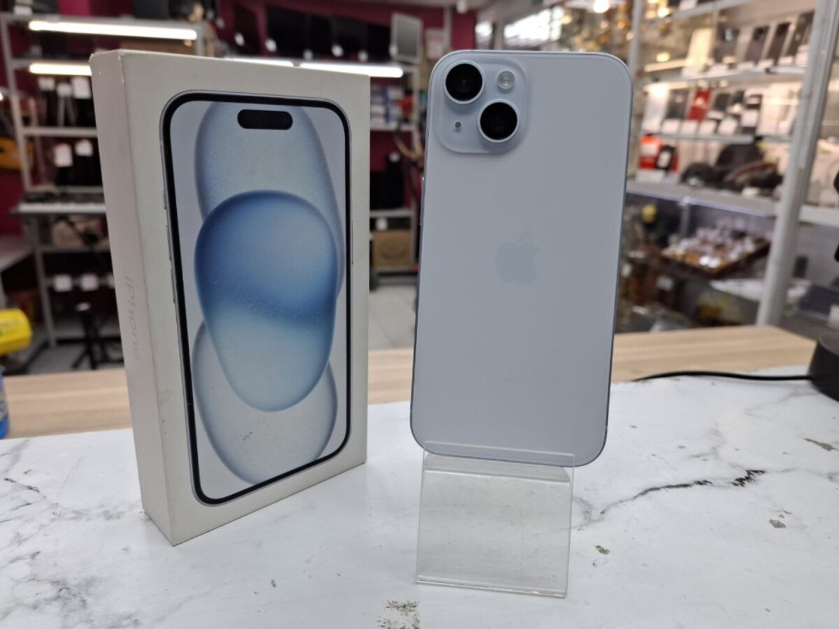 Смартфон iPhone 15 128