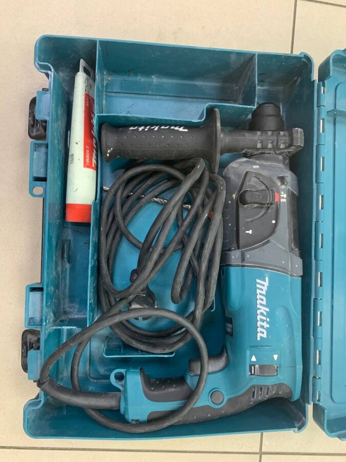 Перфоратор Makita 2470