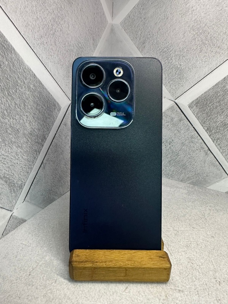 Мобильный телефон Infinix Hot 40 8/128