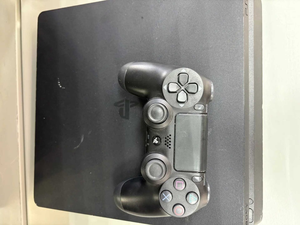 Игровая приставка Sony PlayStation 4 slim