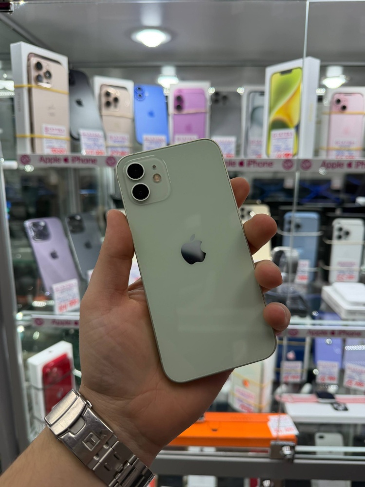 Смартфон iPhone 12 64 Gb 80%