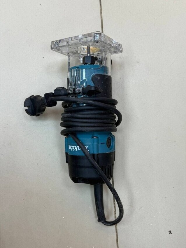 Фрезер кромочный Makita mk15