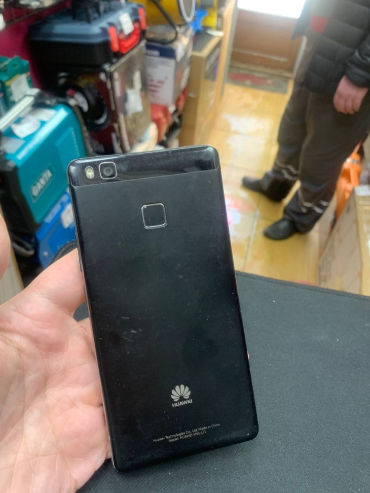 Смартфон Huawei P9 Lite
