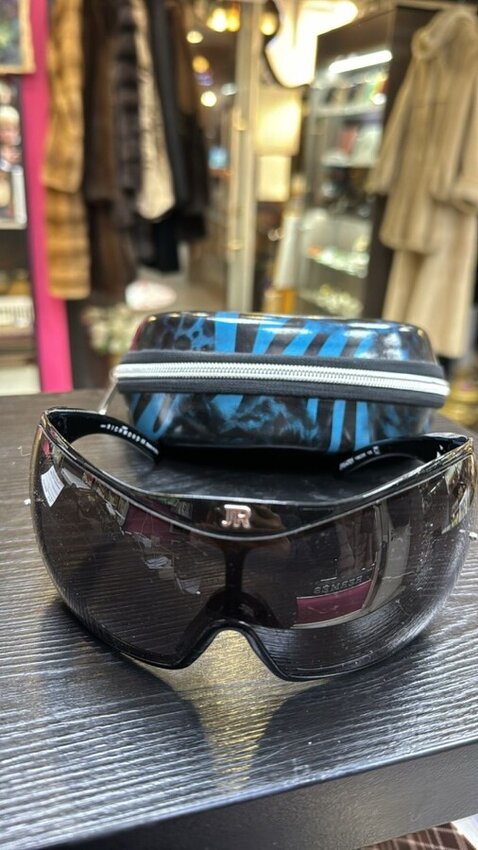 Очки John Richmond