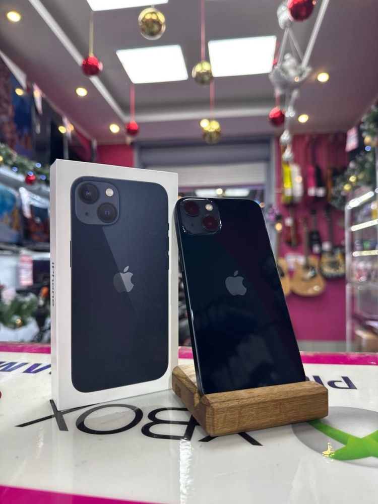 Смартфон iPhone 13 128 Gb