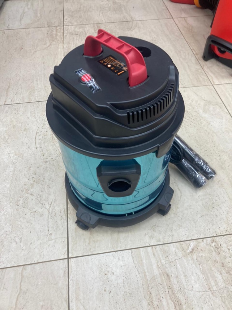 Строительный пылесос моющий