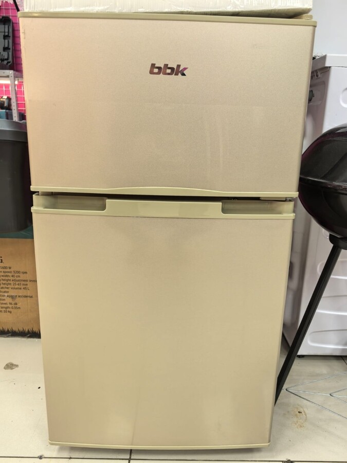 Холодильник BBK RF-009