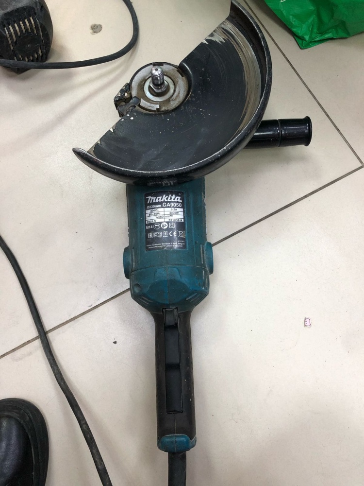 Болгарка Makita g9050