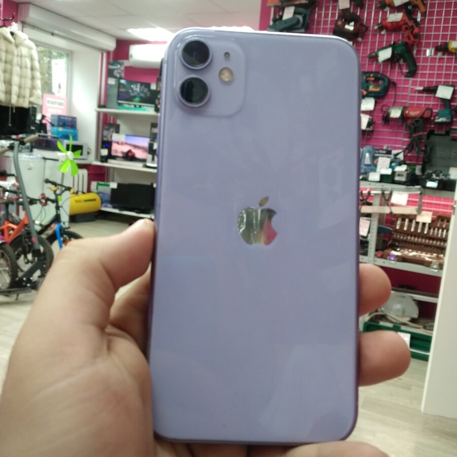 Смартфон iPhone 11 128 Gb