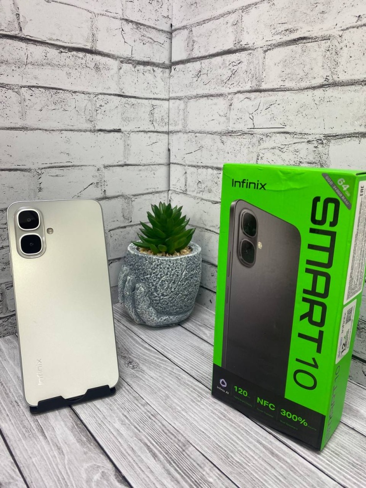 Мобильный телефон Infinix Smart 10 64Gb