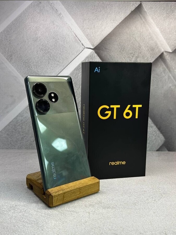 Смартфон Realme GT6T 12/256
