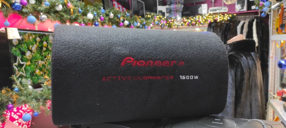 Автосабвуфер Pioneer