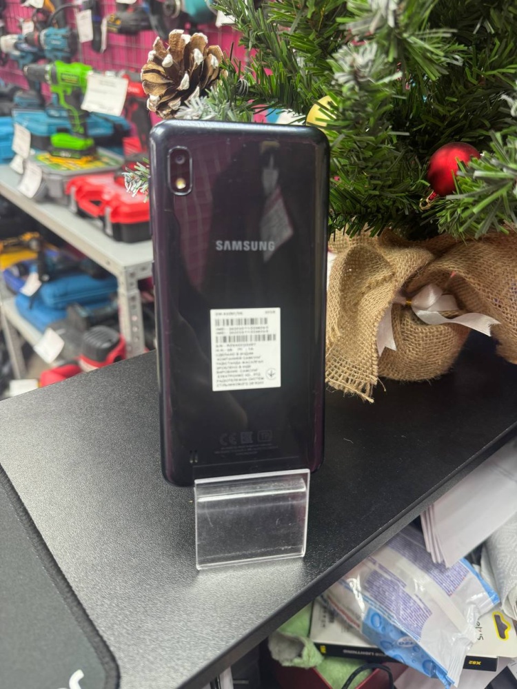 Смартфон Samsung A10 2/32