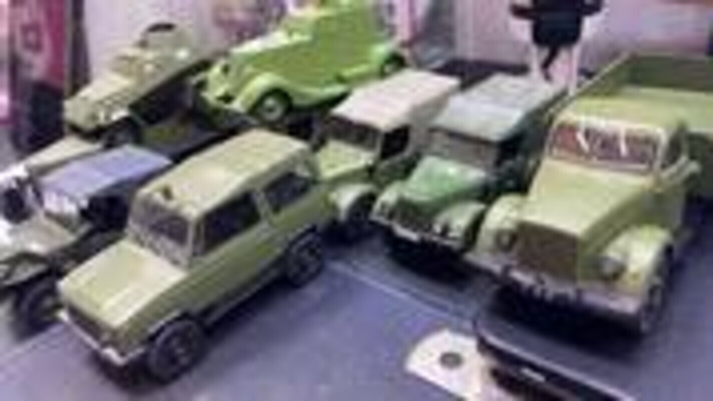 модель автомобиля 1:43