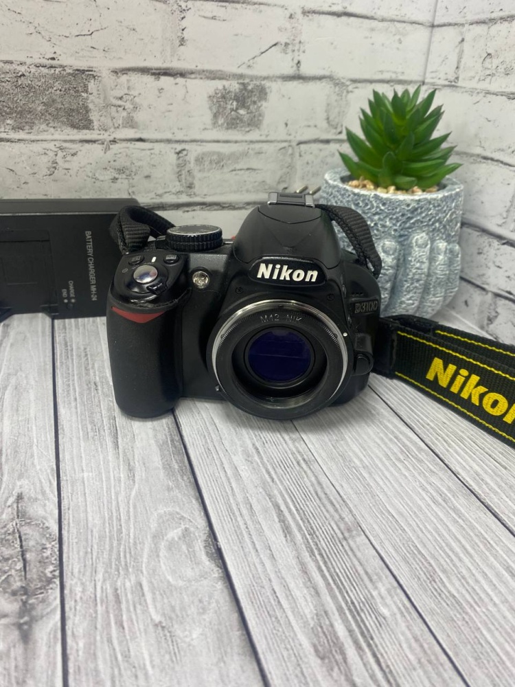 Фотоаппарат Nikon D3100 Body