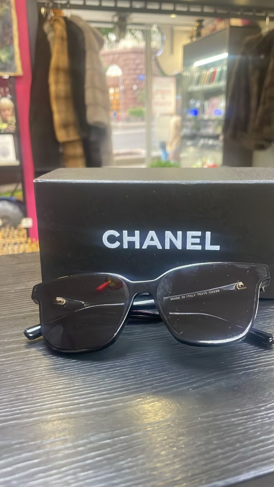 Очки CHANEL