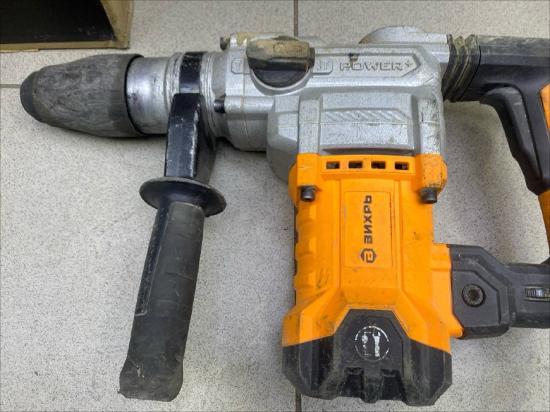 Перфоратор Вихрь П-2000 К-M