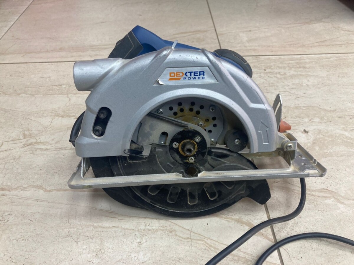 Циркулярная пила dexter