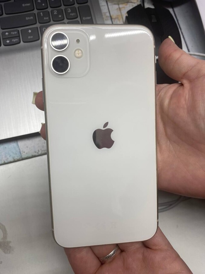 Смартфон iPhone 11 64Gb