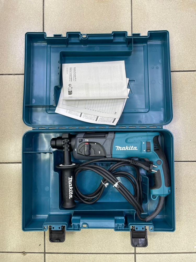 Перфоратор Makita HR2470