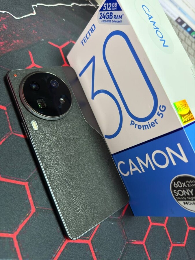 Смартфон TECNO Camon 30 Premier 5G 12 Гб/512 Гб
