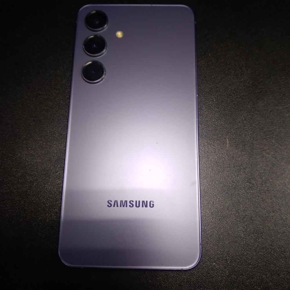 Смартфон Samsung S24 256