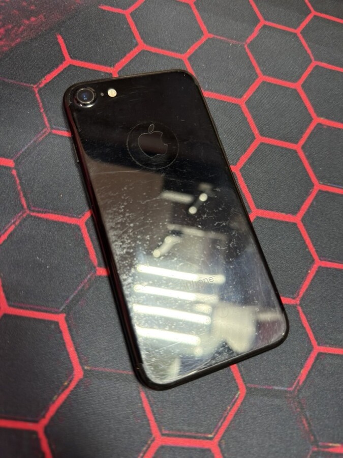 Смартфон iPhone 7 128Gb