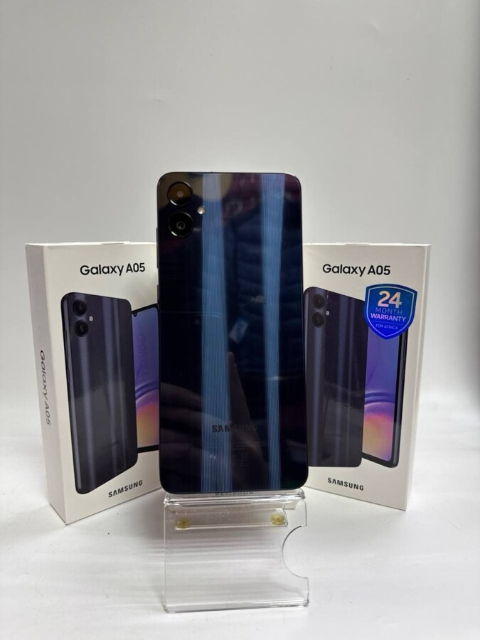 Смартфон Samsung A05