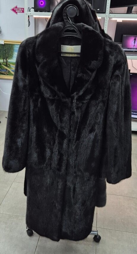Шуба норка чёрная 46 размер
