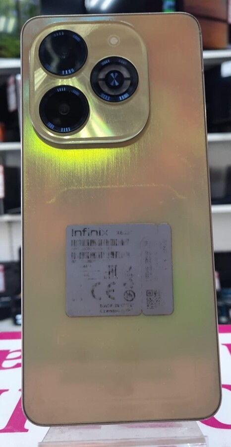 Мобильный телефон Infinix smart 8 plus