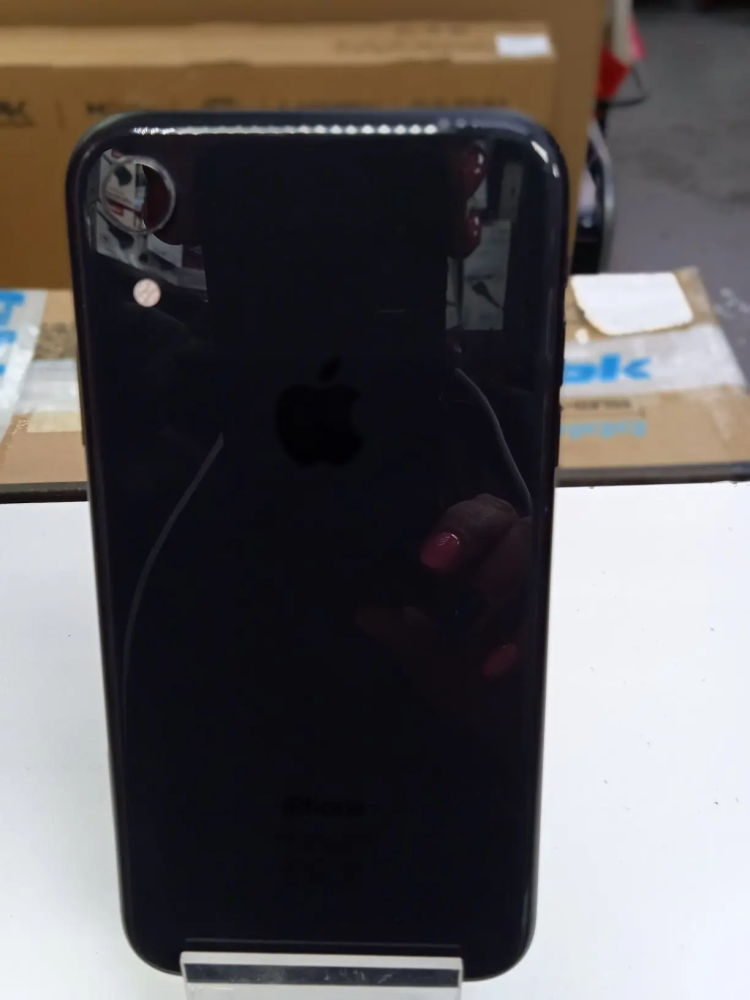 Смартфон iPhone XR 128 Gb АКБ 100