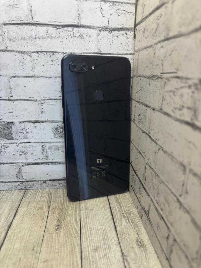 Смартфон Xiaomi mi 8 lite 4/64