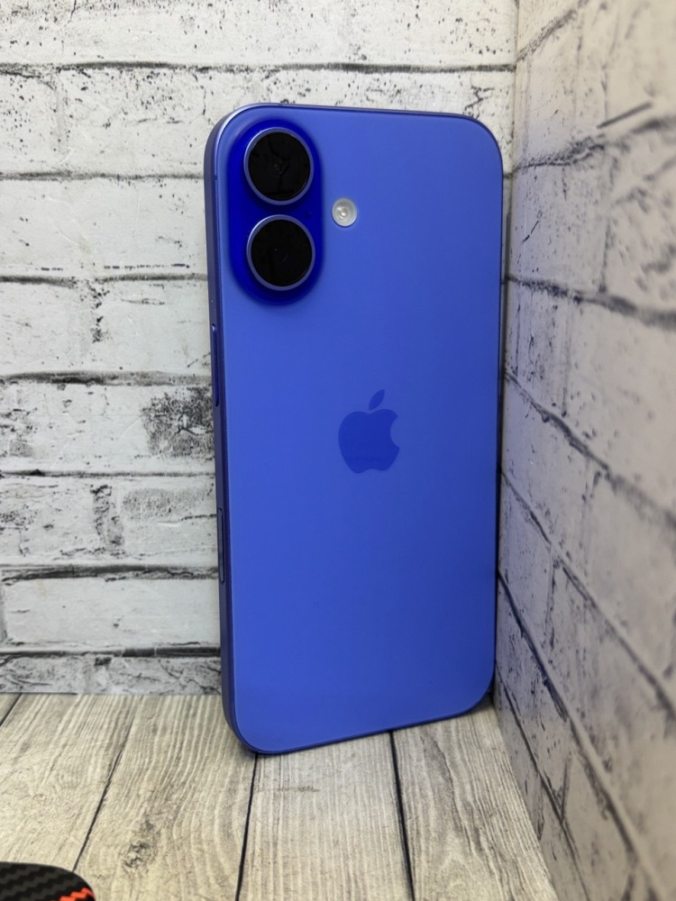 Смартфон iPhone 16 128