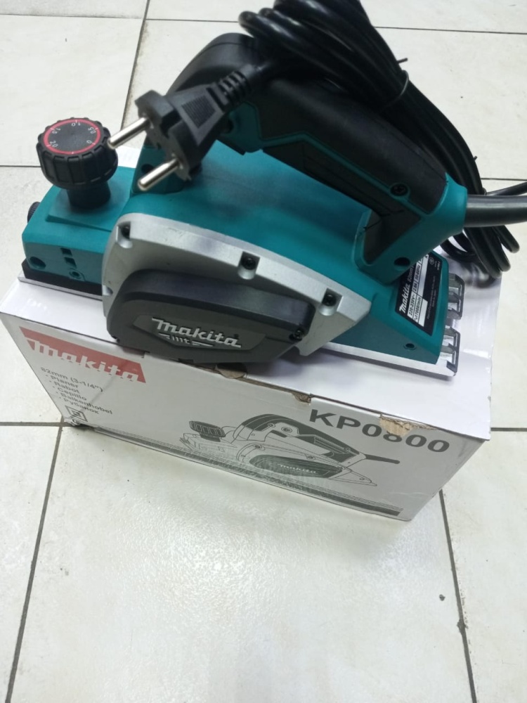 Рубанок Makita kp0800