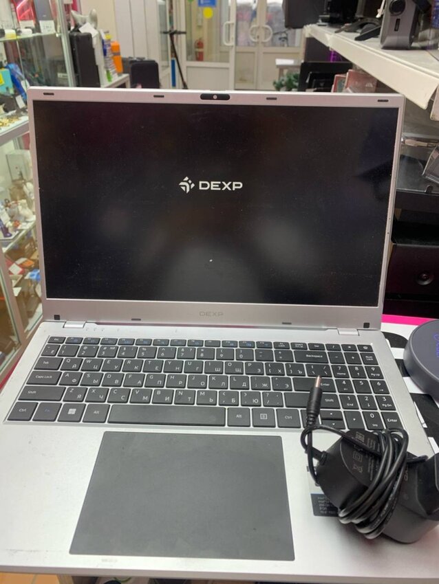 Ноутбук Dexp