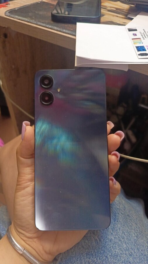 Смартфон Samsung A06 128 гб