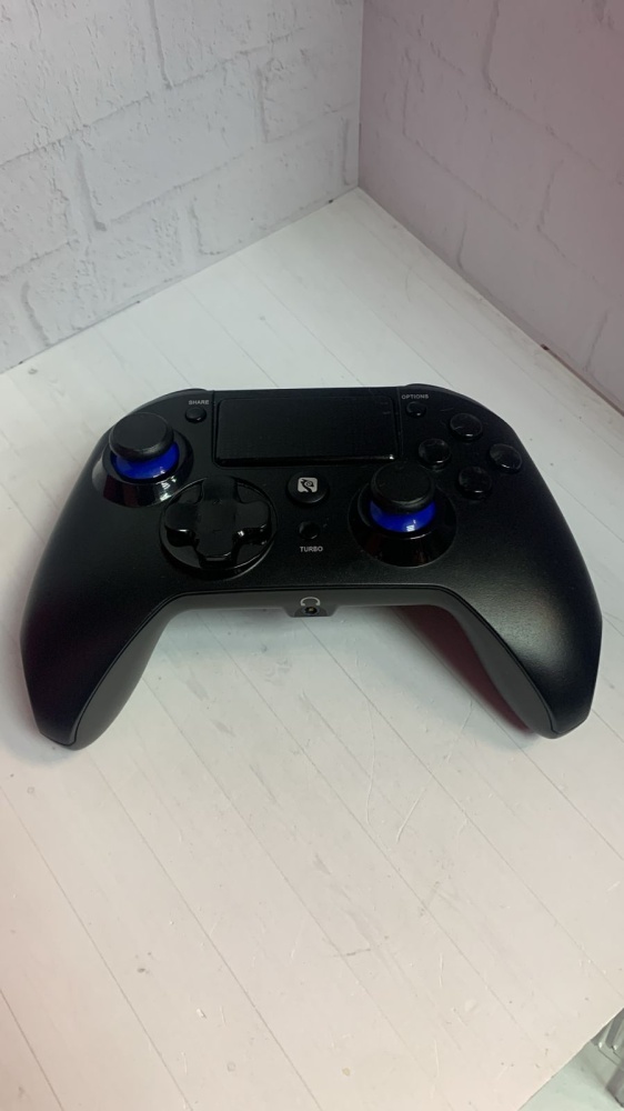 Геймпад PS4