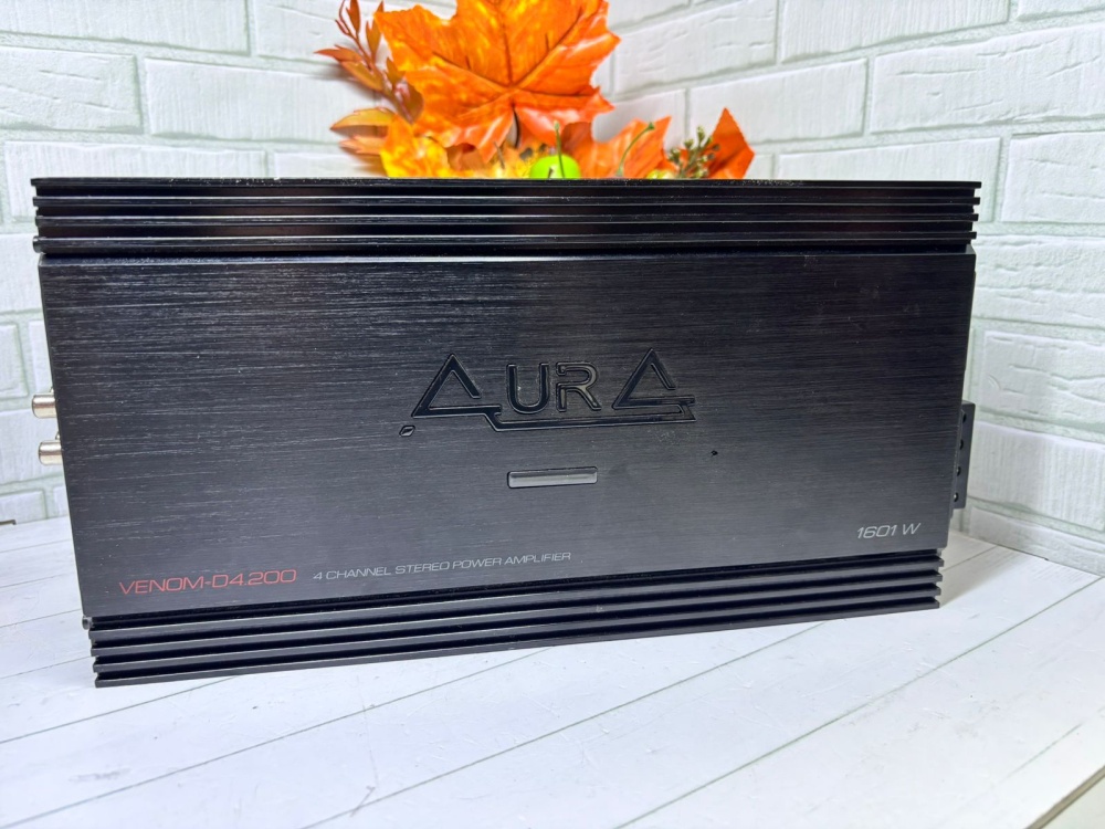 Усилитель Aura Venom-D4.200