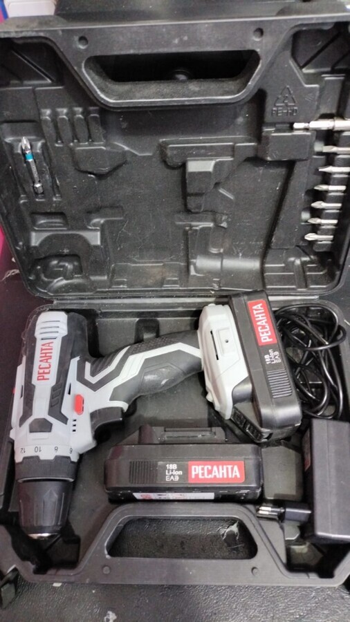 Шуруповерт Ресанта ДА50-Л2-18А